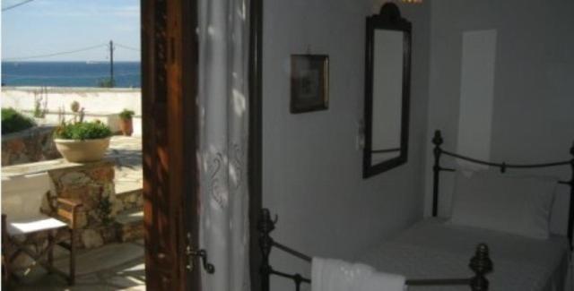 Pleoussa Studio And Apartments Skopelos Town Exterior photo